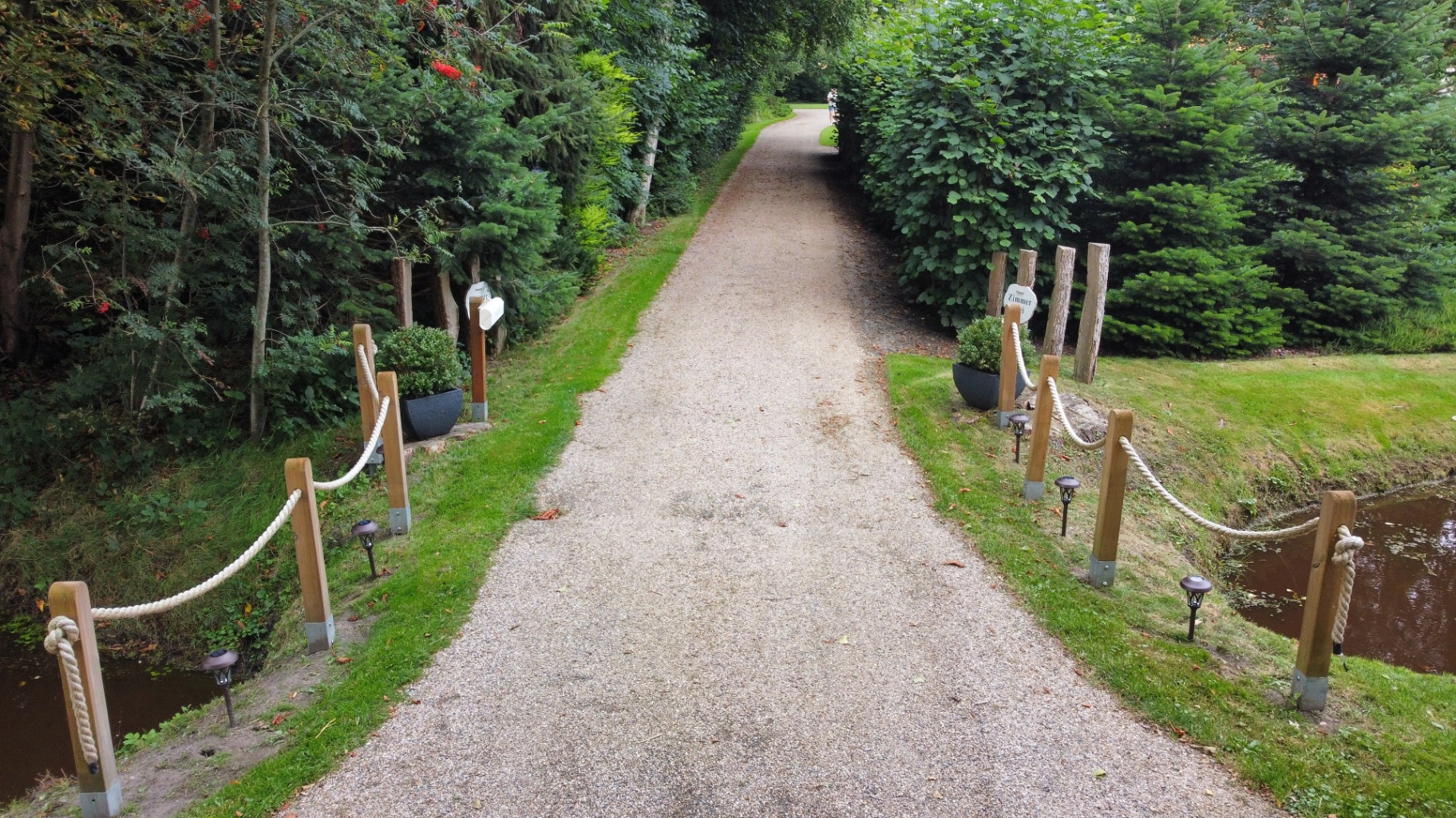 Zufahrtsweg zur Pension